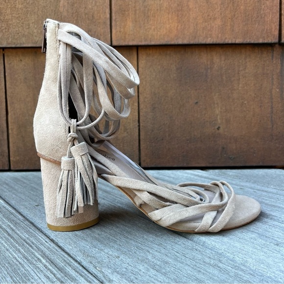 Jeffrey Campbell Despina Gray Taupe Suede Strappy Tassel Block Heels Size 6 - Picture 3 of 16